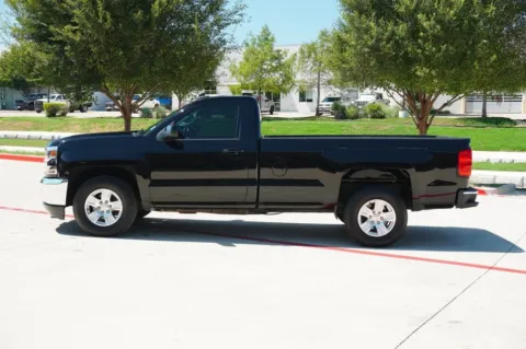 Photos of 2017 Chevrolet Silverado 1500 LT for sale in Weatherford, TX at Roger Williams Chrysler Dodge Jeep Ram
