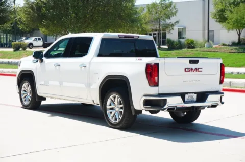 Another view of 2019 GMC Sierra 1500 SLT for sale in Weatherford, TX at Roger Williams Chrysler Dodge Jeep Ram