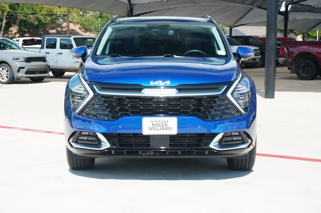 2023 Kia Sportage photo 3