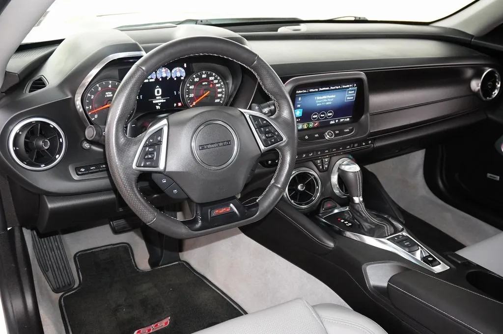 2019 Chevrolet Camaro 2SS photo 24