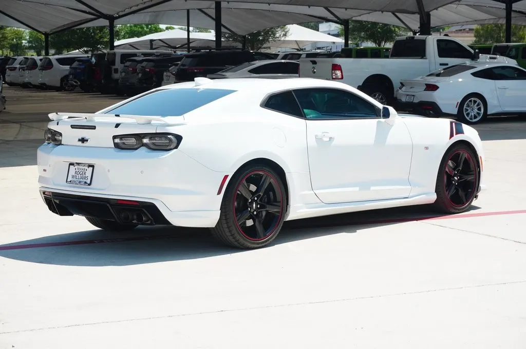 2019 Chevrolet Camaro 2SS photo 11