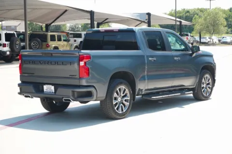 More photos of 2020 Chevrolet Silverado 1500 RST at Roger Williams Chrysler Dodge Jeep Ram, TX