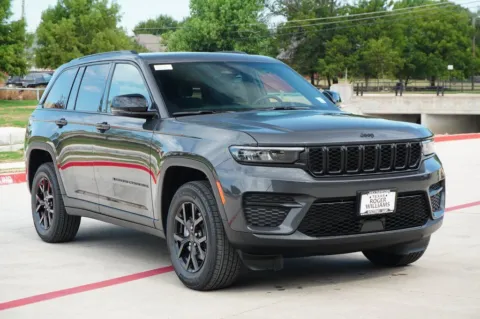 More photos of 2025 Jeep Grand Cherokee Altitude X at Roger Williams Chrysler Dodge Jeep Ram, TX