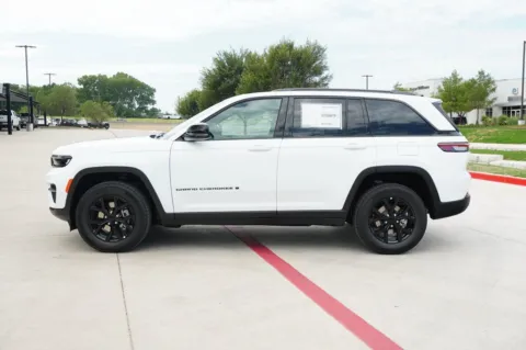 Photos of 2025 Jeep Grand Cherokee Altitude X for sale in Weatherford, TX at Roger Williams Chrysler Dodge Jeep Ram
