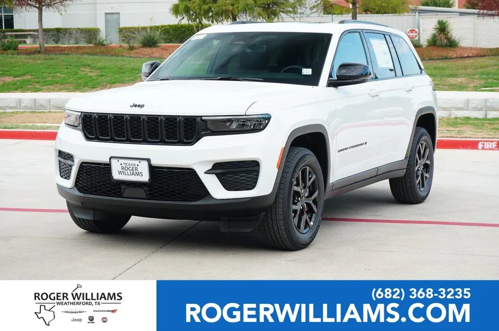 White 2025 Jeep Grand Cherokee Altitude X for sale in Weatherford, TX