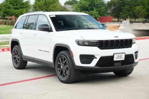 More photos of 2025 Jeep Grand Cherokee Altitude X at Roger Williams Chrysler Dodge Jeep Ram, TX