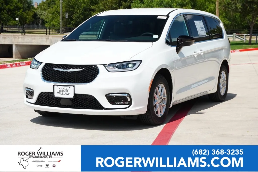 White 2026 Chrysler Pacifica Select for sale in Weatherford, TX
