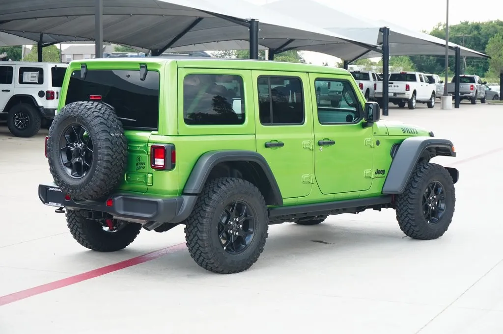 2025 Jeep Wrangler Willys photo 2