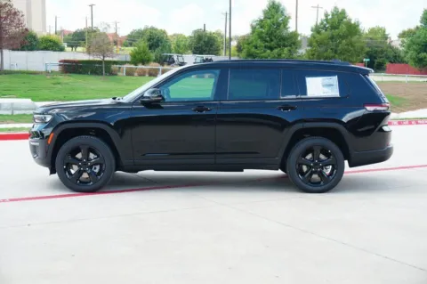Photos of 2025 Jeep Grand Cherokee L Limited for sale in Weatherford, TX at Roger Williams Chrysler Dodge Jeep Ram