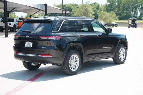 More photos of 2025 Jeep Grand Cherokee Laredo X at Roger Williams Chrysler Dodge Jeep Ram, TX