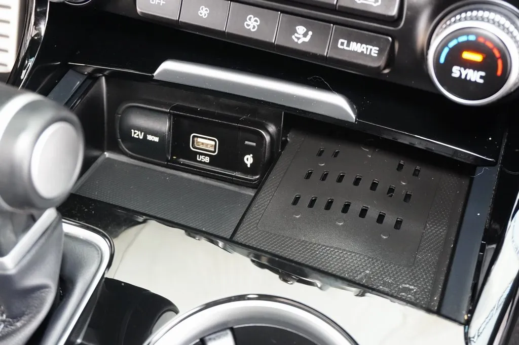 2023 Kia Stinger GT-Line photo 14
