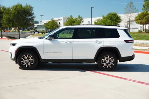 Photos of 2025 Jeep Grand Cherokee L Limited for sale in Weatherford, TX at Roger Williams Chrysler Dodge Jeep Ram