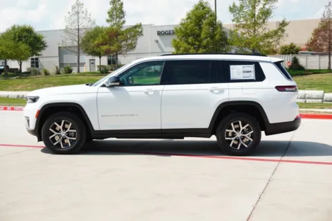 Photos of 2025 Jeep Grand Cherokee L Limited for sale in Weatherford, TX at Roger Williams Chrysler Dodge Jeep Ram