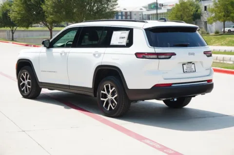 Another view of 2025 Jeep Grand Cherokee L Limited for sale in Weatherford, TX at Roger Williams Chrysler Dodge Jeep Ram