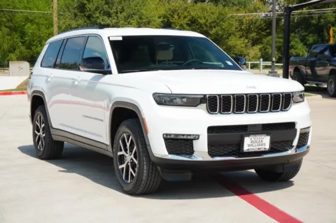 More photos of 2025 Jeep Grand Cherokee L Limited at Roger Williams Chrysler Dodge Jeep Ram, TX