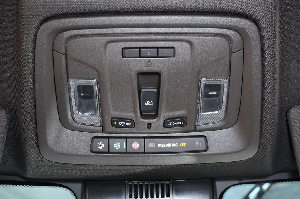 2025 Chevrolet Silverado 3500HD LT photo 6