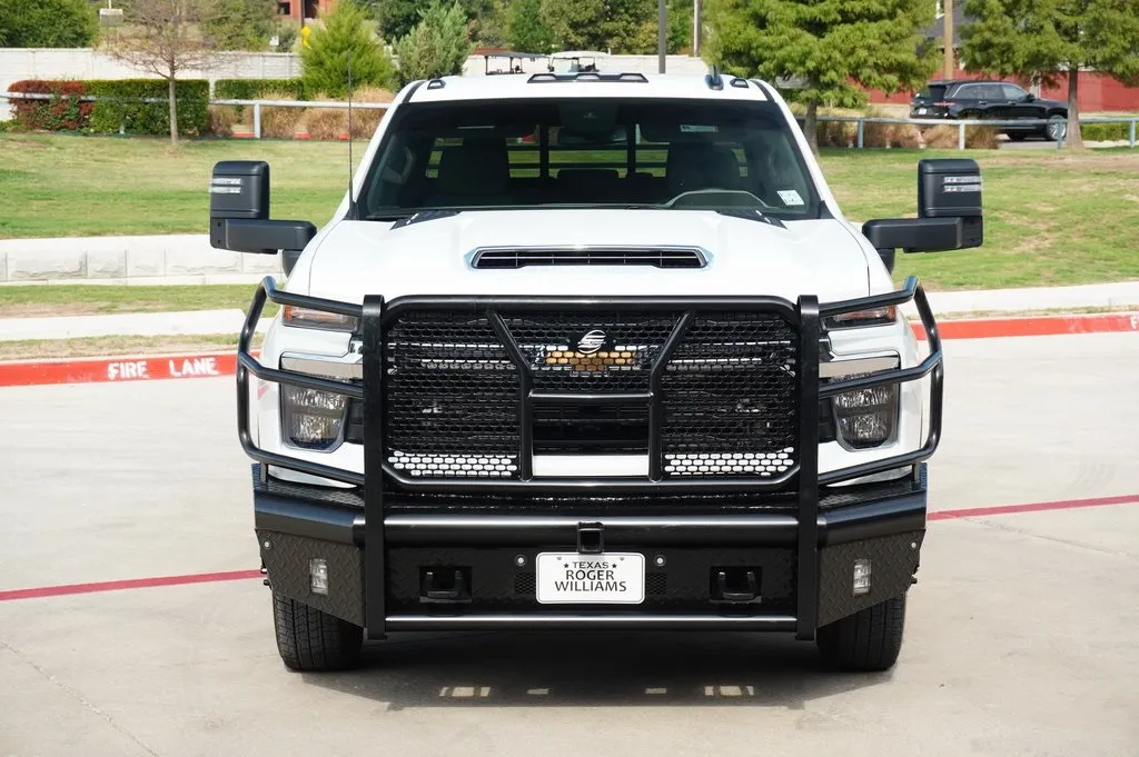 2025 Chevrolet Silverado 3500HD LT photo 21