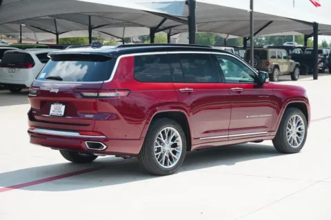 More photos of 2025 Jeep Grand Cherokee L Summit at Roger Williams Chrysler Dodge Jeep Ram, TX