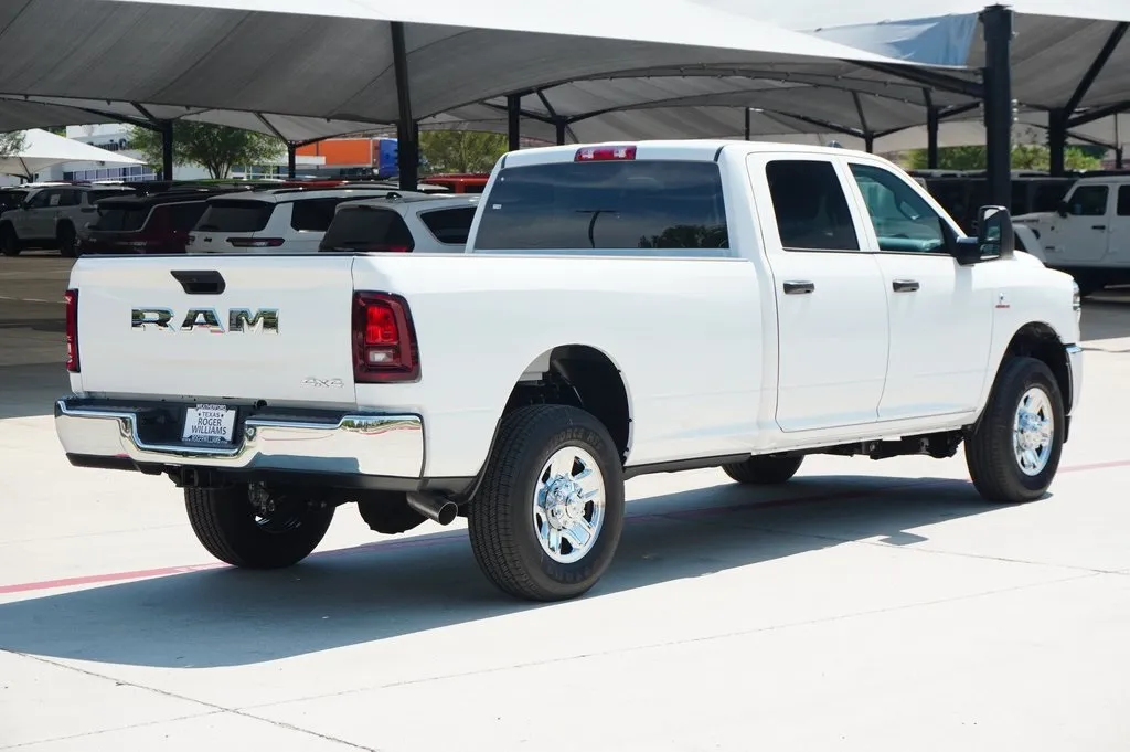 2026 Ram 3500 Tradesman photo 2