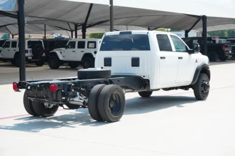 More photos of 2026 Ram 5500 Chassis Cab Tradesman at Roger Williams Chrysler Dodge Jeep Ram, TX