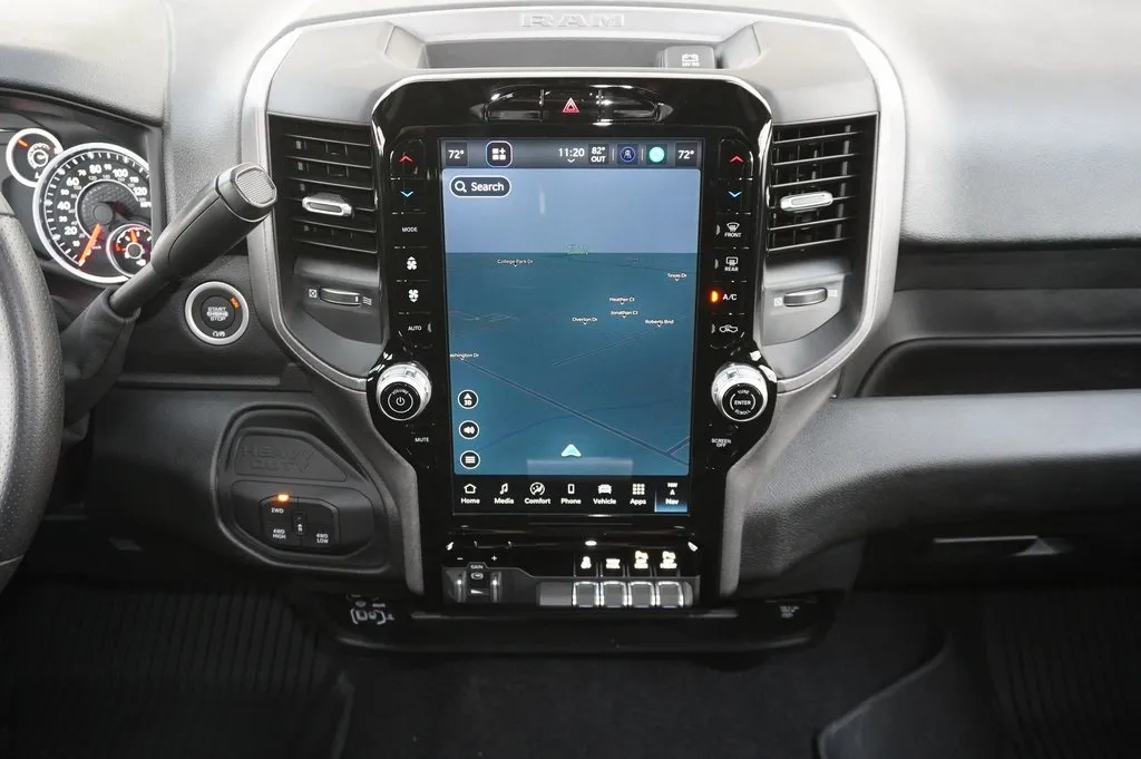 2026 Ram 2500 Tradesman photo 3