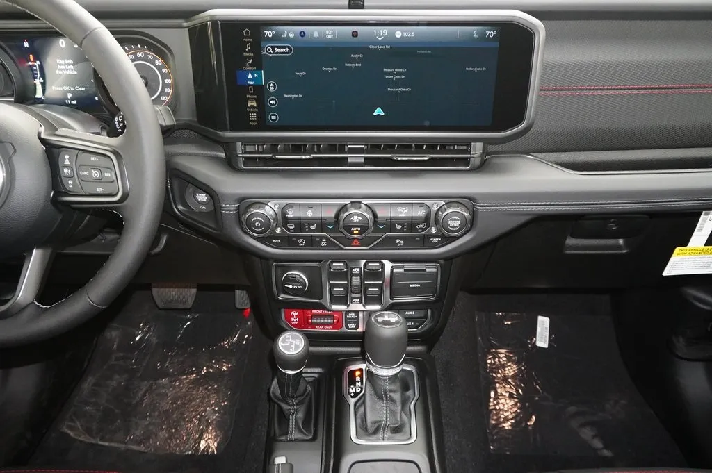 2025 Jeep Wrangler Rubicon X photo 3