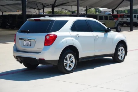 More photos of 2015 Chevrolet Equinox LS at Roger Williams Chrysler Dodge Jeep Ram, TX