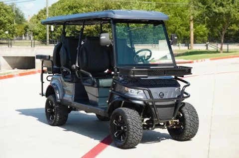 More photos of 2025 Epic E60L LIFTED at Roger Williams Chrysler Dodge Jeep Ram, TX