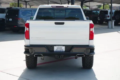 More photos of 2021 Chevrolet Silverado 1500 LT Trail Boss at Roger Williams Chrysler Dodge Jeep Ram, TX