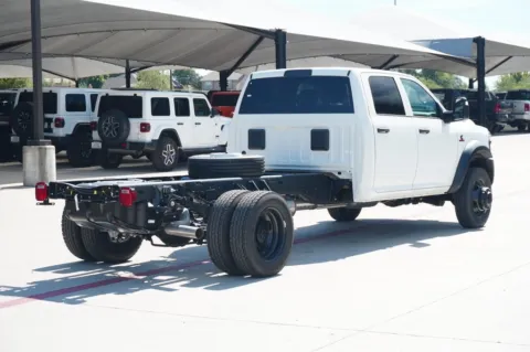 More photos of 2026 Ram 5500 Chassis Cab Tradesman at Roger Williams Chrysler Dodge Jeep Ram, TX
