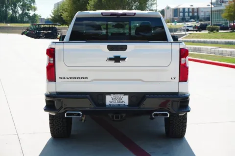 More photos of 2024 Chevrolet Silverado 1500 LT Trail Boss at Roger Williams Chrysler Dodge Jeep Ram, TX