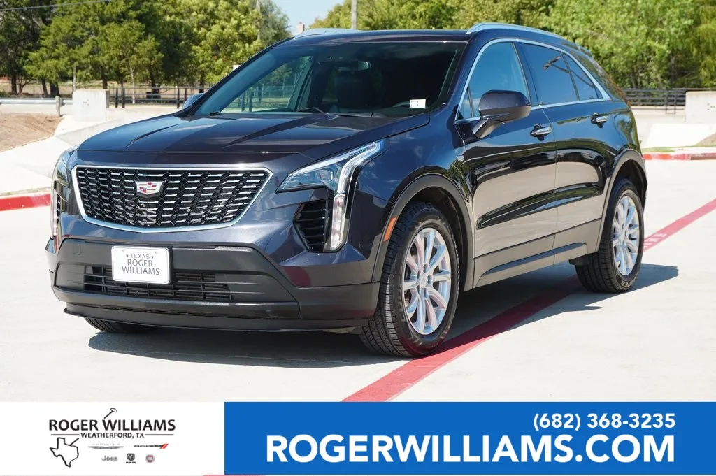 Gray 2023 Cadillac XT4 FWD Luxury for sale in Weatherford, TX