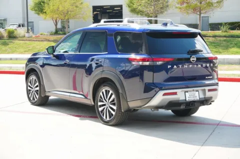 Another view of 2022 Nissan Pathfinder Platinum for sale in Weatherford, TX at Roger Williams Chrysler Dodge Jeep Ram