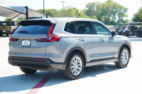 More photos of 2024 Honda CR-V EX at Roger Williams Chrysler Dodge Jeep Ram, TX