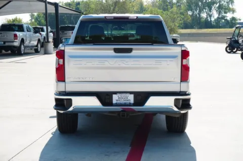 More photos of 2019 Chevrolet Silverado 1500 LT at Roger Williams Chrysler Dodge Jeep Ram, TX