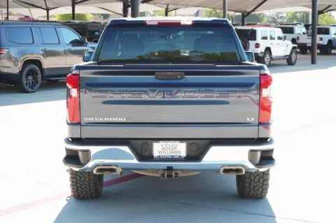 More photos of 2022 Chevrolet Silverado 1500 LTD LT at Roger Williams Chrysler Dodge Jeep Ram, TX