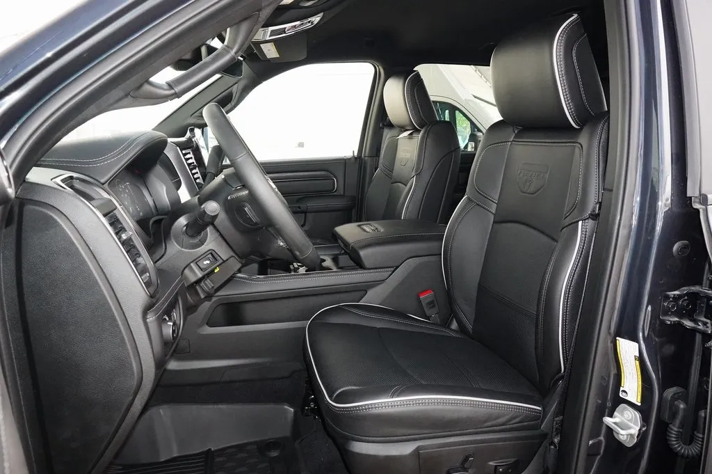 2026 Ram 2500 Power Wagon photo 4