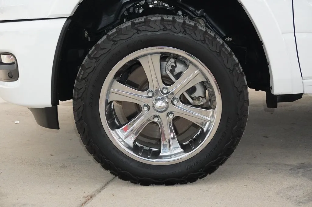 2025 Ram 1500 Big Horn Lone Star photo 3