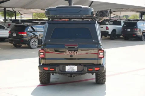 More photos of 2024 Jeep Gladiator Mojave X at Roger Williams Chrysler Dodge Jeep Ram, TX