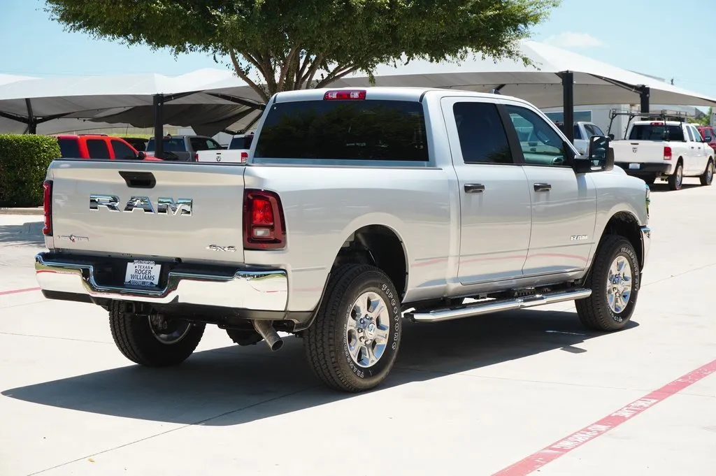 2025 Ram 2500 Lone Star photo 2