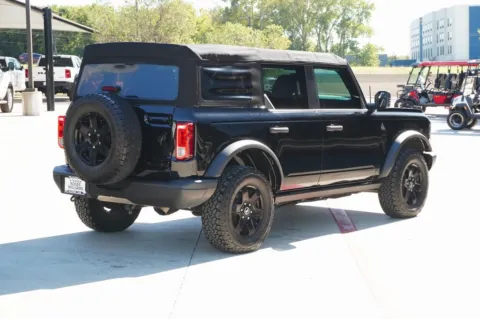 More photos of 2022 Ford Bronco Black Diamond at Roger Williams Chrysler Dodge Jeep Ram, TX