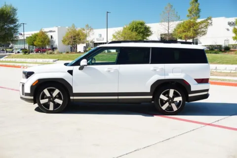 Photos of 2025 Hyundai Santa Fe Limited for sale in Weatherford, TX at Roger Williams Chrysler Dodge Jeep Ram