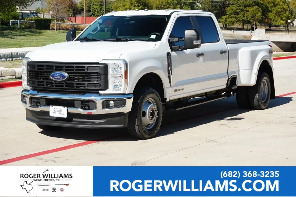 White 2023 Ford Super Duty F-350 DRW XL for sale in Weatherford, TX