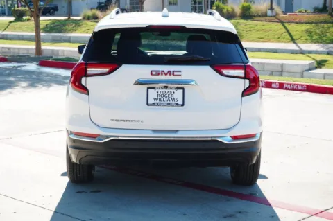 More photos of 2022 GMC Terrain SLT at Roger Williams Chrysler Dodge Jeep Ram, TX
