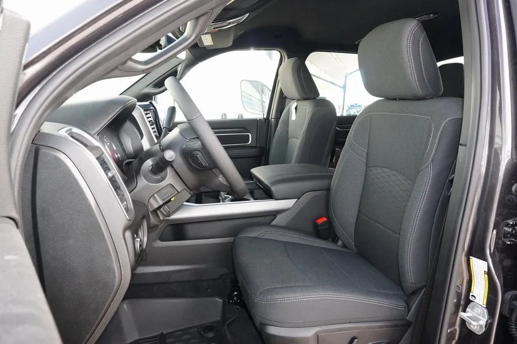 2026 Ram 3500 Lone Star photo 4