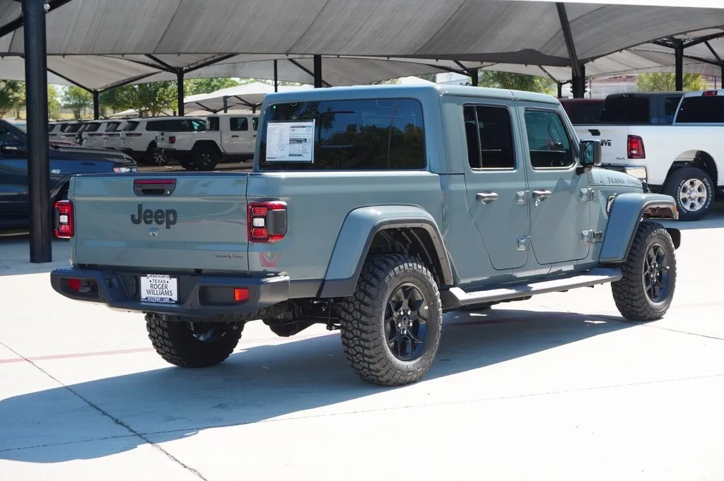 2025 Jeep Gladiator Texas Trail photo 2