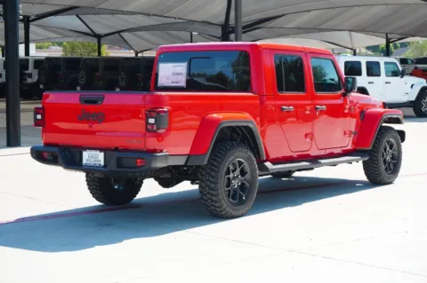 More photos of 2025 Jeep Gladiator Texas Trail at Roger Williams Chrysler Dodge Jeep Ram, TX
