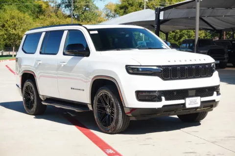 More photos of 2025 Jeep Wagoneer Series II Carbide at Roger Williams Chrysler Dodge Jeep Ram, TX