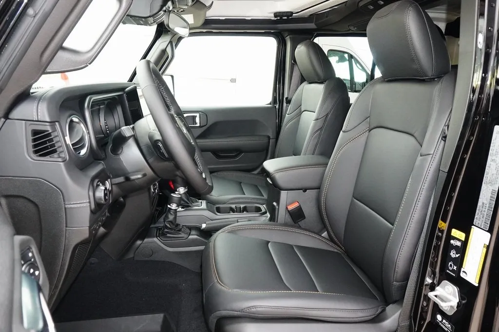 2025 Jeep Gladiator Texas Trail photo 4