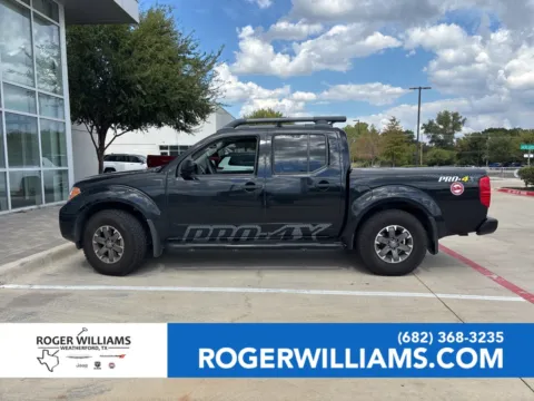 Black 2020 Nissan Frontier PRO-4X for sale in Weatherford, TX